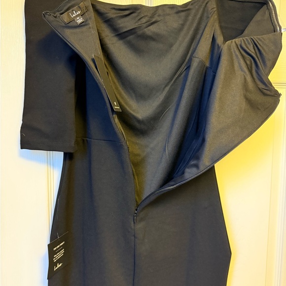 NWT Lulu's Classic Black - Off the Shoulder Classic Evening Dress - M - Picture 6 of 10